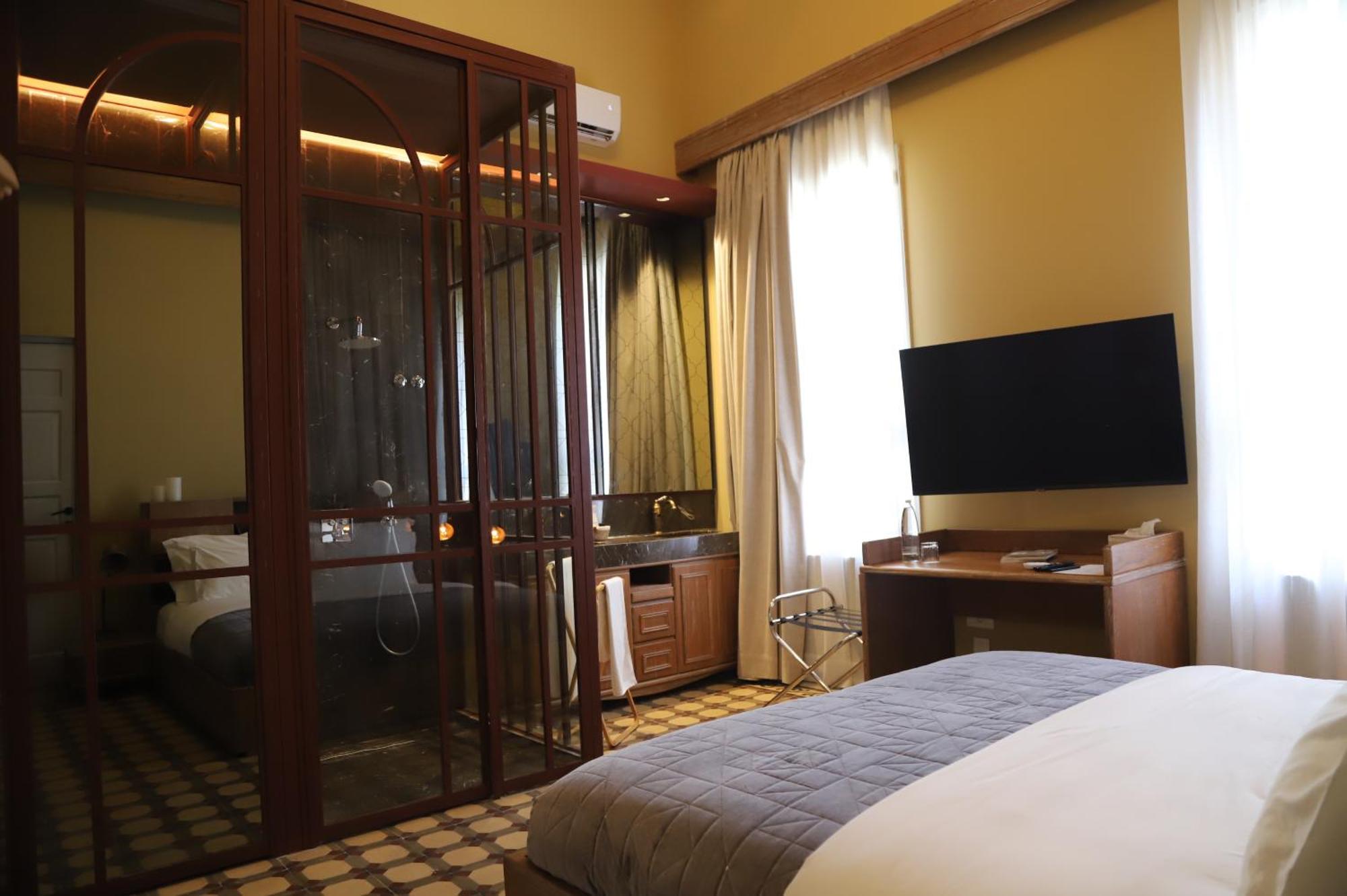 Hotel Lost Gemmayzeh Beirut Esterno foto