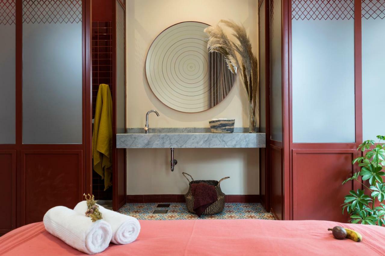 Hotel Lost Gemmayzeh Beirut Esterno foto